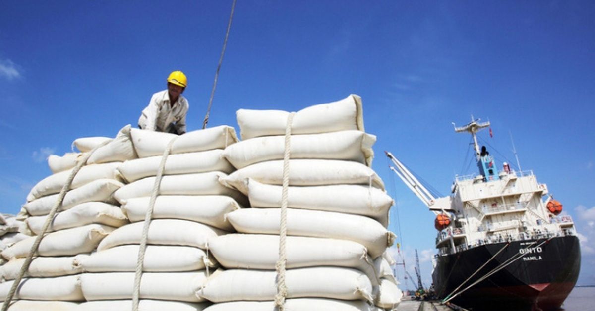 Bangladesh Govt Seeks 5 Lakh Tonnes of Parboiled Rice from India